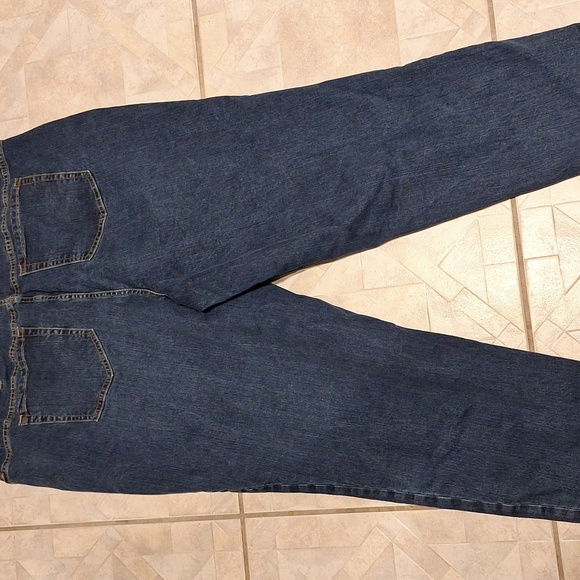 q Torrid Blue Straight Leg Jeans with Classic Style Size 26 - Picture 2 of 5